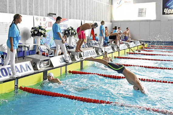 В ростовском бассейне «Коралл» завершились финальные соревнования по плаванию VIII летней Спартакиады учащихся России-2017. Всего в состязаниях на водных дорожках приняли участие 360 спортсменов из 30 субъектов Российской Федерации, в том числе из Крыма и