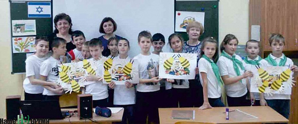 Мастер-класс М.В. Тирацуян: создание эмблемы «150 культур Дона».