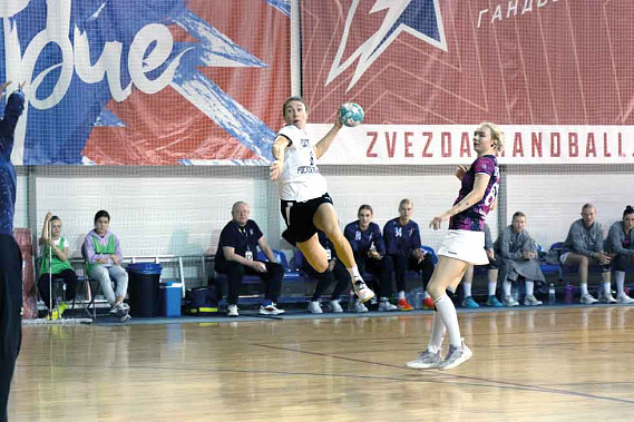 Гандболистки «Ростов-Дона» берут в Звенигороде у «Звезды» реванш за поражение в прошлом сезоне