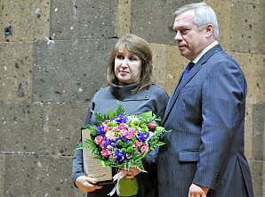 С наступающим профессиональным праздником, коллеги!