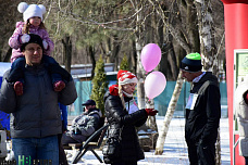 Побегу знакомиться на бегу