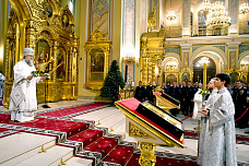 07 01 2025 В кафедральном соборе Ростова прошла главная рождественская служба