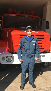 В Донецке пожарный предотвратил крупный пожар в свой выходной