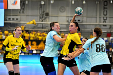 19 08 2025 В Ростове проходят матчи на Кубок губернатора Дона