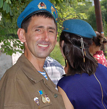 Десанту по плечу и… хоровод_24140