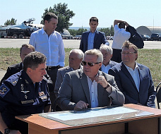 Пробка - на земле, «бочка» - в небе