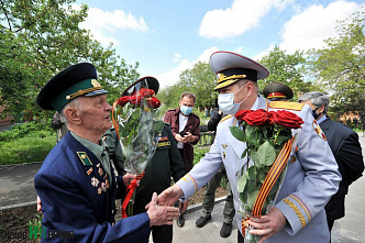 В Ростове Росгвардия проводит персональные парады для ветеранов