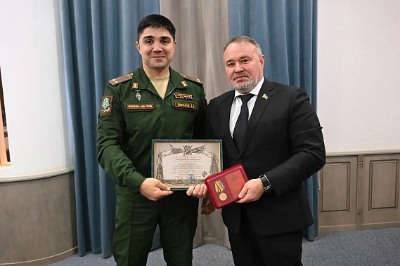 Адресная работа по заказам военных отмечена Минобороны России