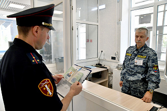 Росгвардейцы начали проверку безопасности учебных заведений