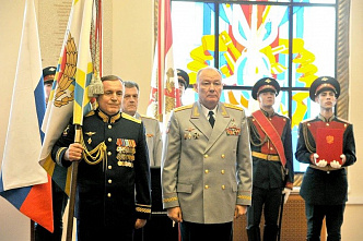 С нашим праздником, мужики!!!