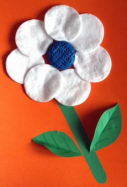 Встречаем праздник мам и бабушек