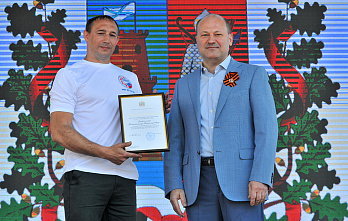 02 05 2025 По главной улице донской столицы прошла 100-я ростовская эстафета