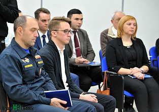 Под знаком добровольца