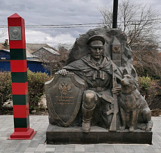 В станице Вёшенской завершилась реконструкция мемориала «Клятва»