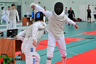 В Ростове проходит предолимпийский турнир рапиристов