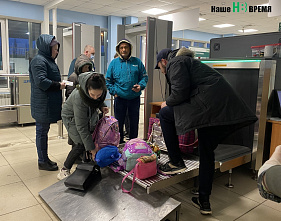 «Дом бросить нас вынудили»: жители Мариуполя продолжают эвакуироваться на Дон