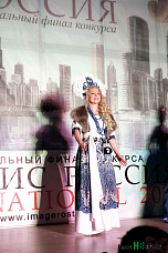 Кто знает женщину? Никто...