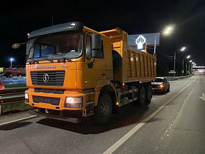 Под Азовом ночью столкнулись два самосвала