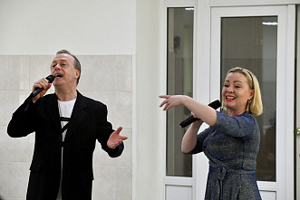 На войне сердце просит музыки вдвойне