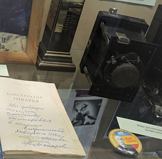 В Музее Победы и музее Зернограда представили разработки нашего земляка легендарного оружейника Федора Токарева