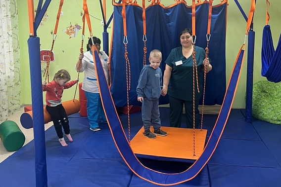 В Зверево начал работать реабилитационный центр для детей-инвалидов