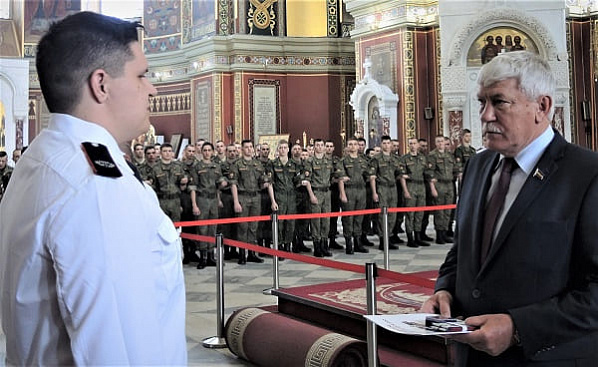 Выпускники Платовской сотни стали хорунжими