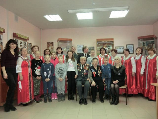 В ростовской библиотеке Чернышевского встретились с ветеранами войны