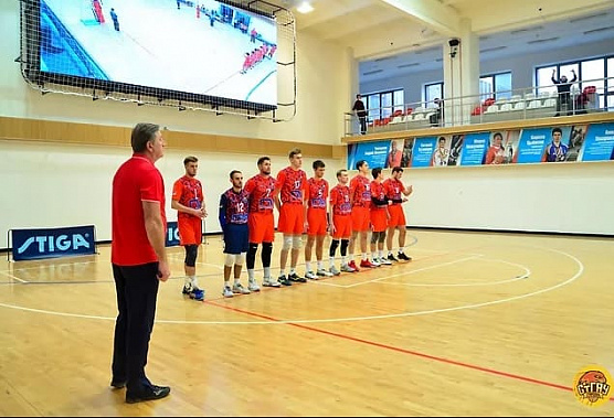 Ростовские волейболисты начали тур в Ижевске