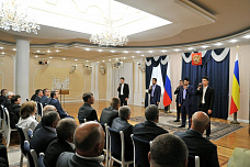 Награждается тот, кто работает на совесть