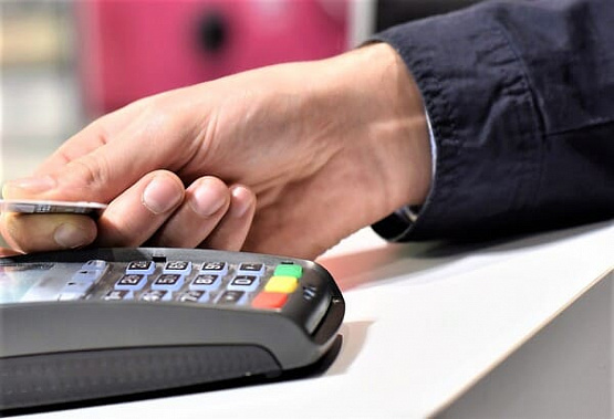 Все больше «карточников» в Ростове желают, чтобы их распознавали по лицу и голосу