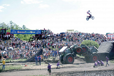 Кто вам сказал, что тракторы не летают?