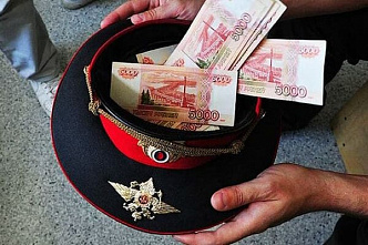 В Целинском районе двух инспекторов ГИБДД обвинили во взятке