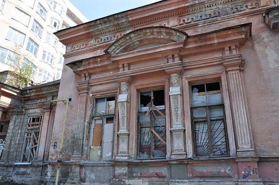 Исторические здания Ростова - сдавать в аренду по рублю
