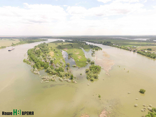 Полузатопленные арпачинские острова с высоты птичьего полета.