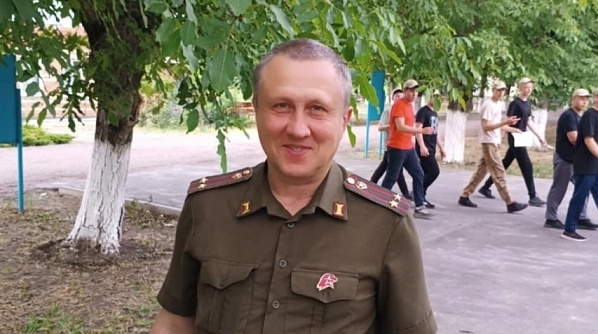 Поздравили руководителя донского отряда «Защитники неба России» Константина Киселева