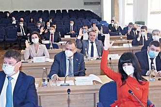 В думе говорили о стариках, детях и транспорте