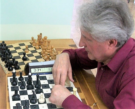 Кандидат в мастера спорта Виктор Зубков