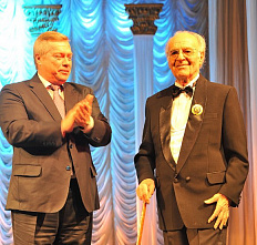 И корабль плывет_26104