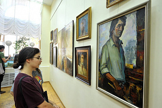 Донские художники приглашают на выставки в честь юбилея своего творческого Союза