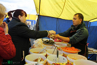 Ярмарка за «Лентой»