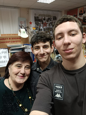  Родную школу в Азовском районе посетили бывшие ее ученики, а ныне студенты престижных вузов