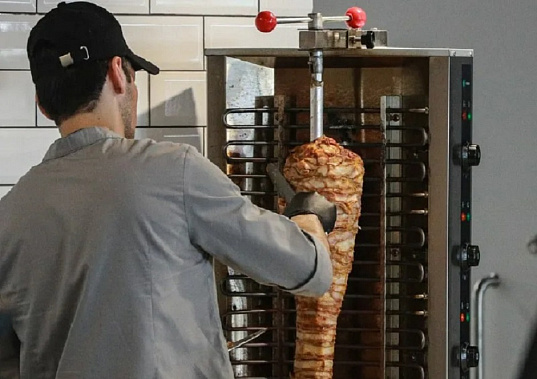 В Ростове случилось массовое отравление шаурмой