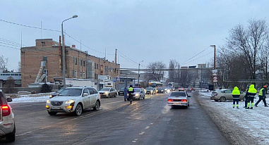 В Ростове на Сельмаше машина сбила пешехода