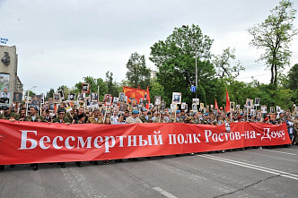 День Победы, как он был от нас далек…