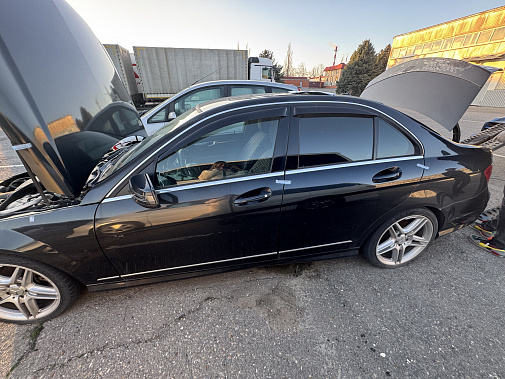 Конфискованную иномарку передали МЧС