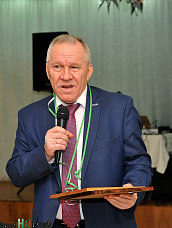 С Днем российской прессы, дамы и господа!