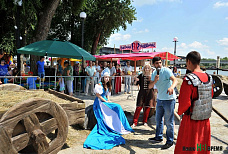 А у нас – Донливуд!