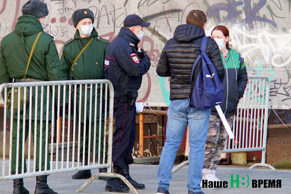 В Ростове антивоенных пикетчиков обязали работать