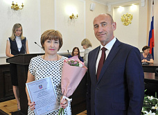 Наградили работников текстильной и легкой промышленности
