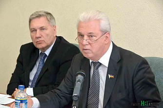 За дверями комитетов